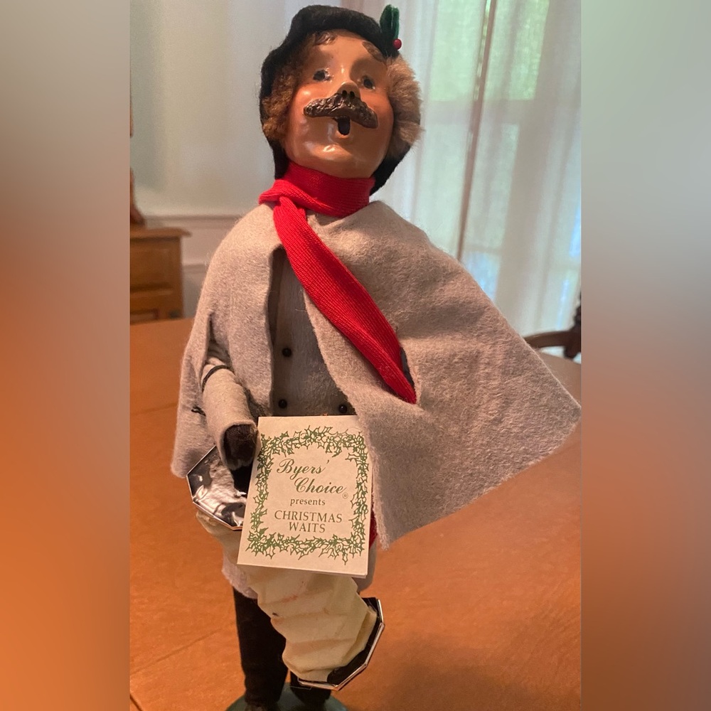 Byers Choice Caroler